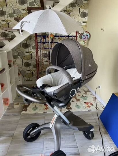 Прогулочная коляска