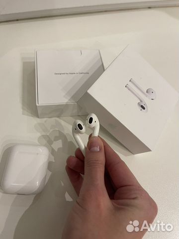 Беспроводные наушники apple airpods