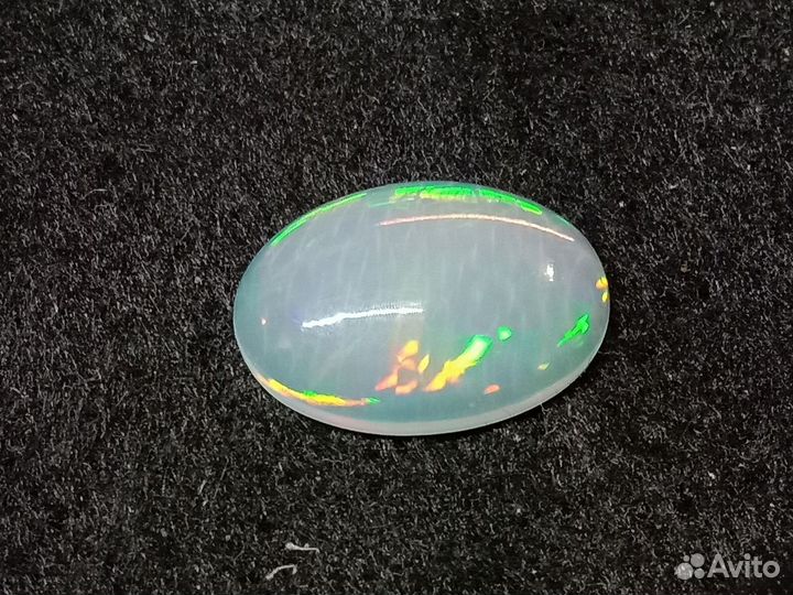 Опал натуральный