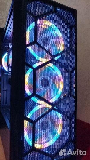 Игровой Gtx1070-8гб 14-ядер 2680-4 32гб ssd-512гб