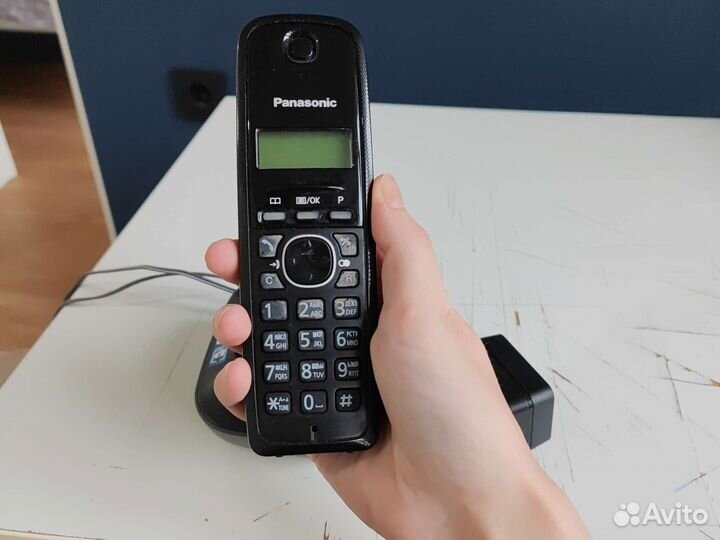 Телефон Panasonic KX-TG1611RU