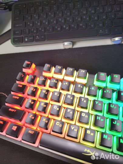 Механическая клавиатура hyperx Alloy