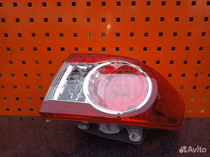 Фонарь Toyota Corolla рестайлинг