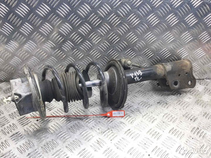 Стойка передняя левая Mercedes Vaneo 166960