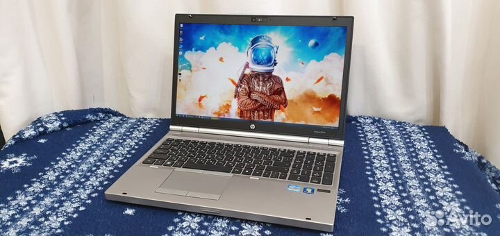 16-Оперативки / i7 (8-Ядер) Железный hp Elitebook