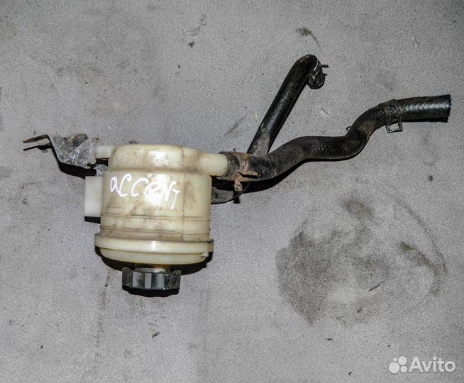 Бачок гур Hyundai Accent