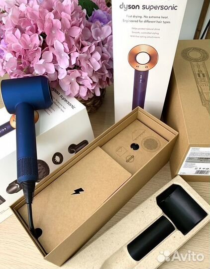 Фен Dyson Supersonic HD08 Золотой Синий