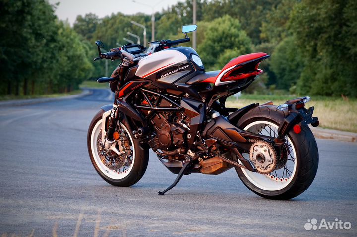 MV Agusta Dragster 800 RR