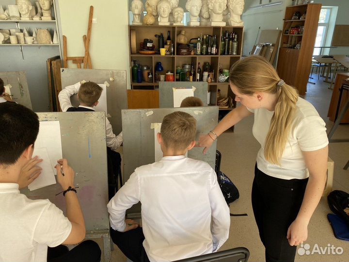 Педагог по изо