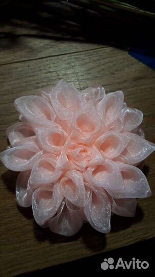 Бант на заколке новый