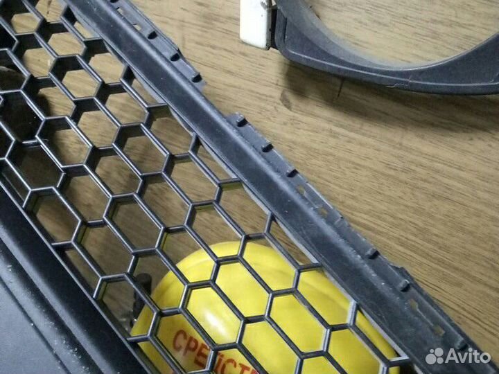 Решетка в бампер Kia Picanto с 2011 г