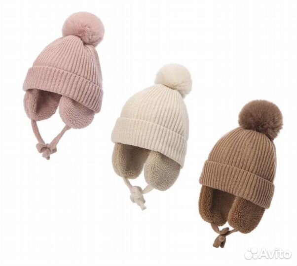 Шапка с ушками и помпоном детская