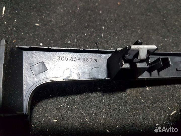 Рамка магнитолы volkswagen passat B6