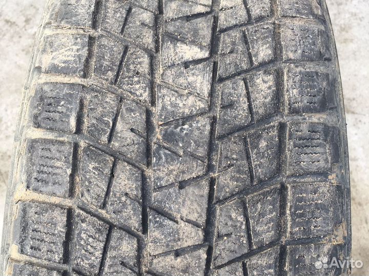 Bridgestone Blizzak DM-V1 225/60 R18