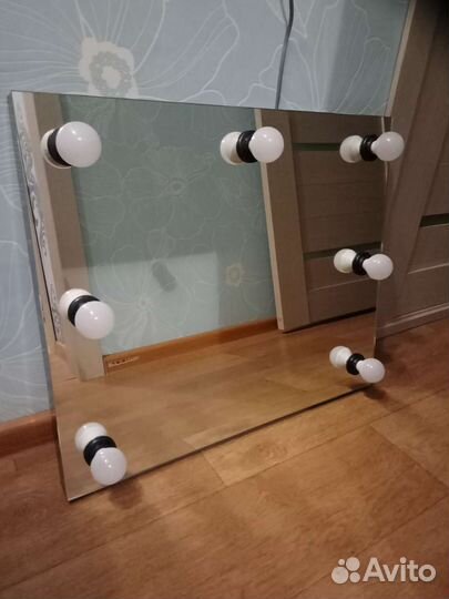 Гримерное зеркало