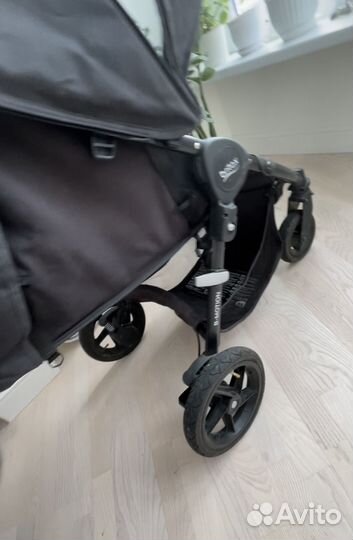 Прогулочная коляска britax