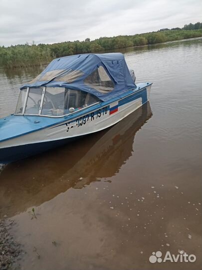 Лодку с мотором