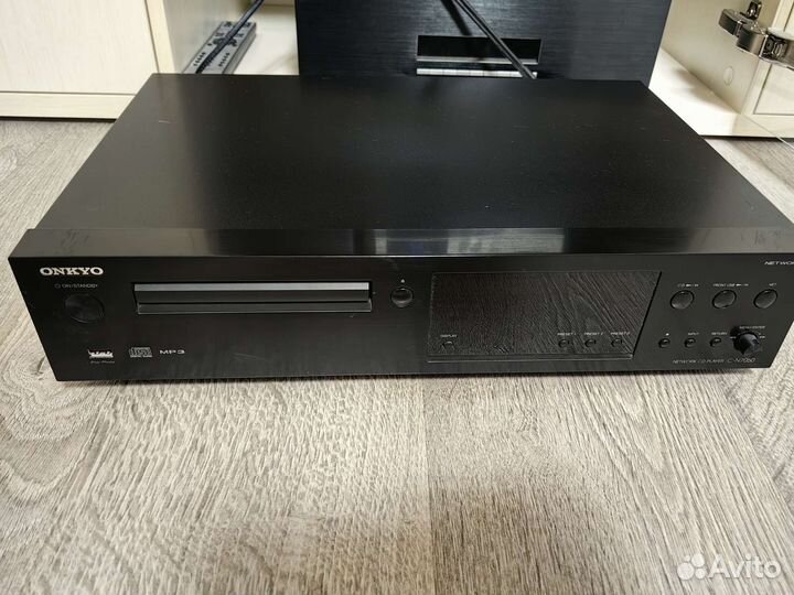 Cd проигрыватель и сетевой плеер Onkyo C-N7050
