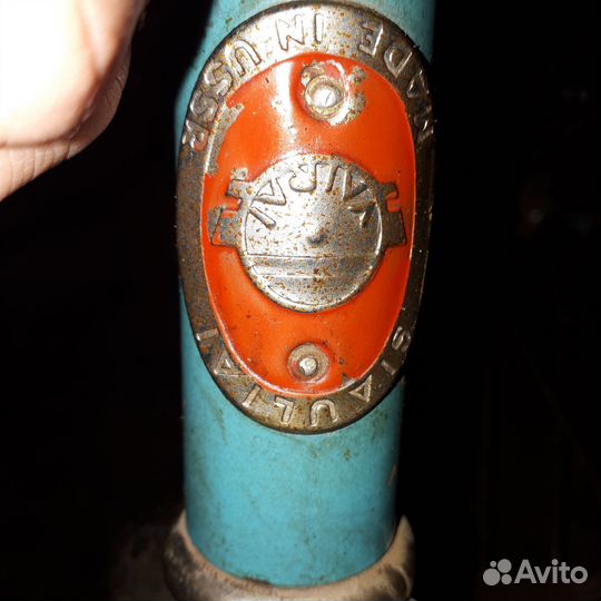 Руль, цепи на велосипед, рамы