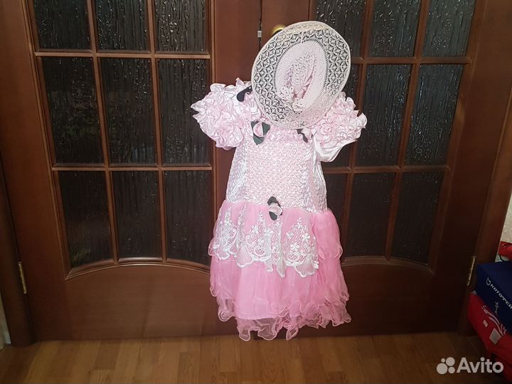 Нарядное платье для девочки 122 128