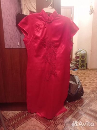 Китайское платье красное