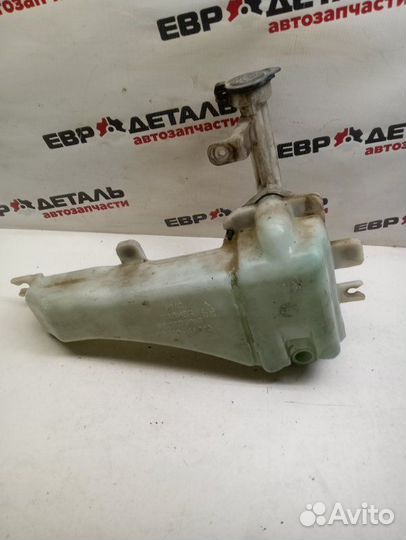 Бачок стеклоомывателя передний Hyundai Starex