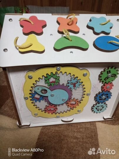 Бизиборд домик