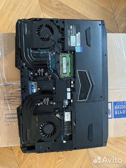 Clevo P775TM i7 9700, rtx 2070super 8gb, 32gb