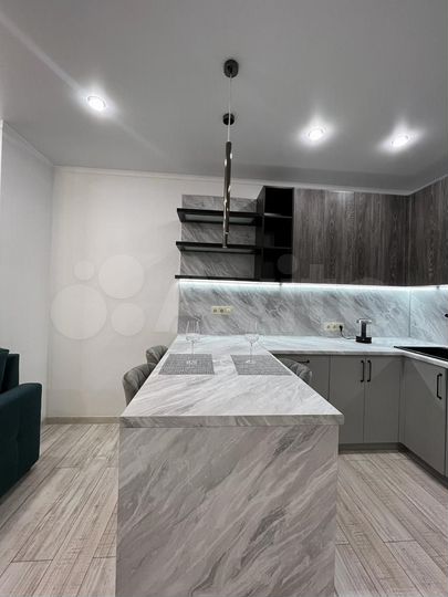 2-к. квартира, 47 м², 6/18 эт.