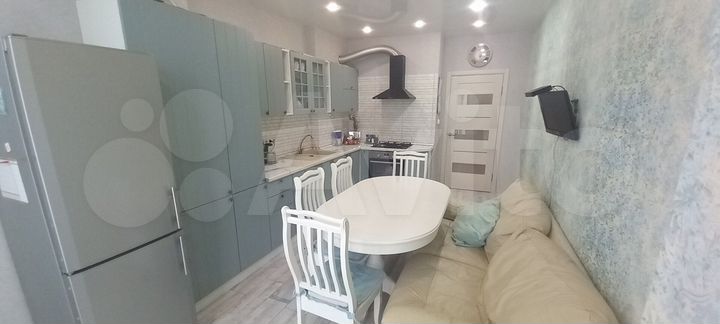 2-к. квартира, 72,2 м², 3/3 эт.