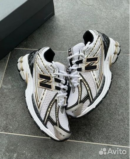 Кроссовки мужские new balance 1906r