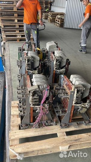 Автоматический выключатель ва 53-43 2000А Стациона