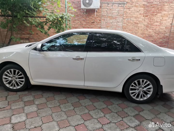 Toyota Camry 2.5 AT, 2015, 65 000 км