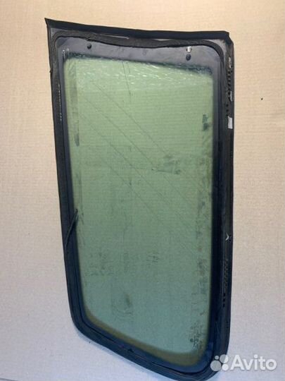 Кузовное стекло заднее правое Volkswagen Passat B6