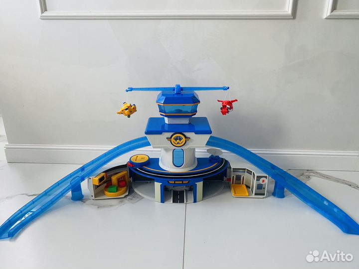 Трек супер крылья/ аэропорт