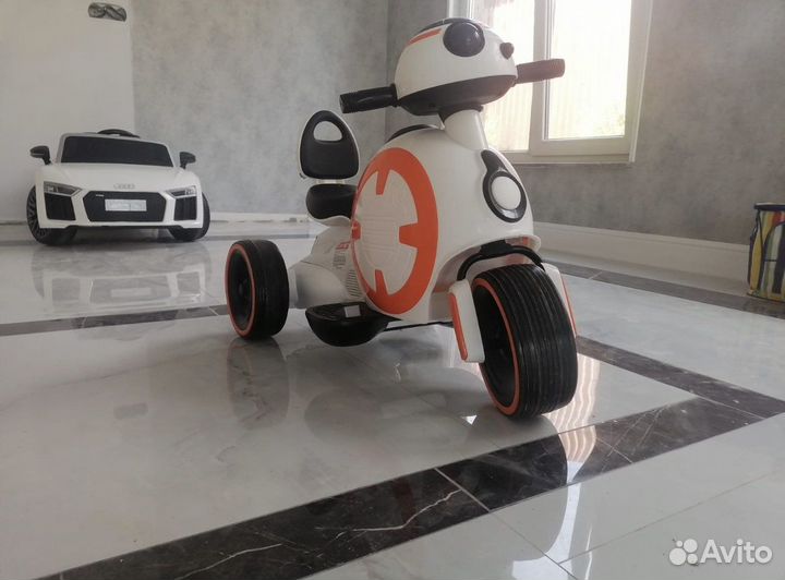 Детский электромобиль бу