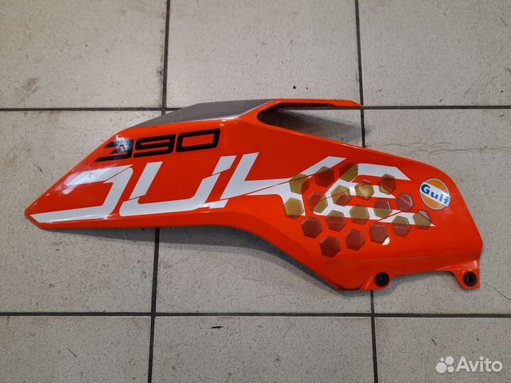 Обтекатель бака KTM Duke 390 2019г