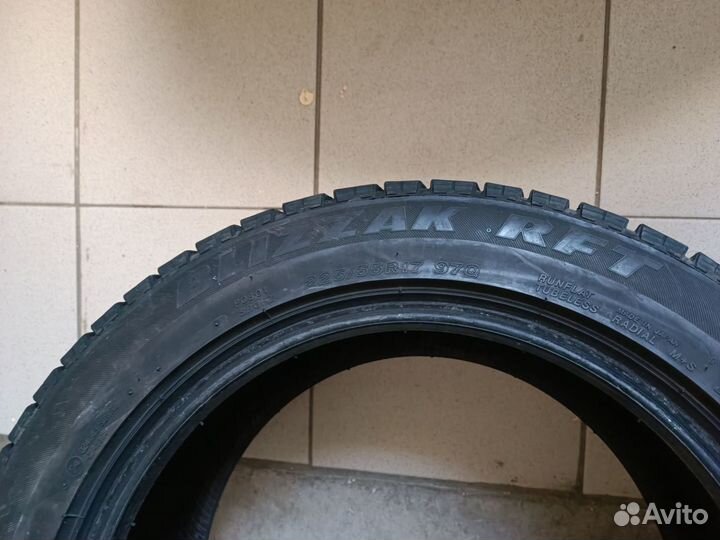 Bridgestone Blizzak RFT 225/55 R17