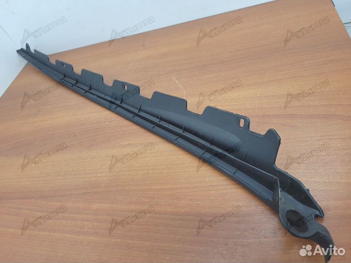 Молдинг лобового стекла правый Fiat Albea 02-12