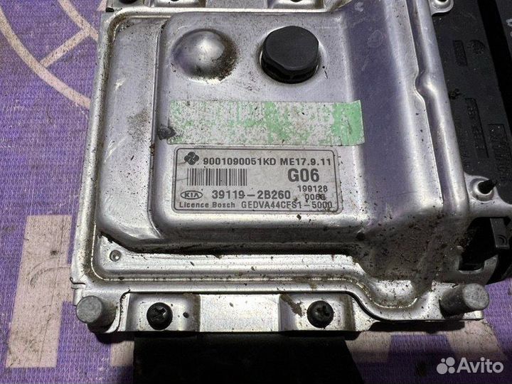 Блок управления двигателем Kia Ceed ED G4FA 2010