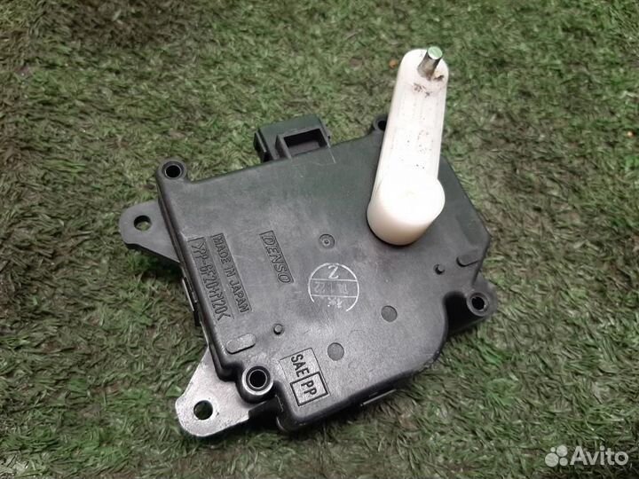 Моторчик заслонки печки Lexus RX300 (MCU35) 2004