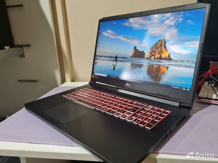 Acer Nitro R7 5800H 16gb RX 3080 8gb 17.3