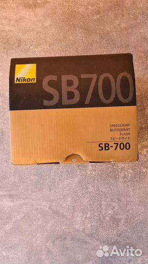 Фотовспышка Nikon SpeedlightSB-700Ф