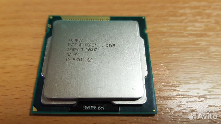 16 процессоров Intel + 2 процессора AMD