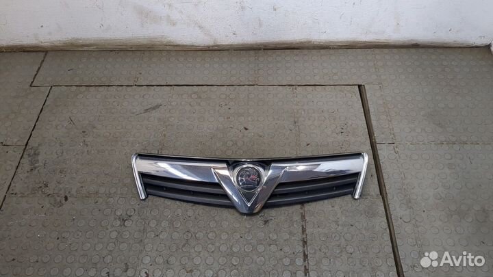Решетка радиатора Opel Antara, 2010
