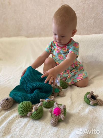 Вязаная игрушка - обучающая черепаха