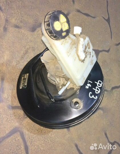 Вакуумник с Гтц и бачком Audi A8 D3 BFM 4.2 2005