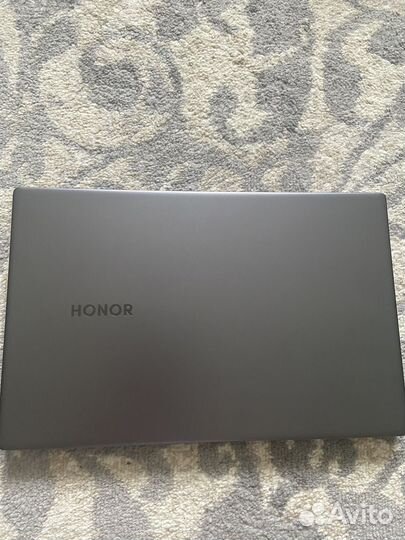 Ноутбук honor