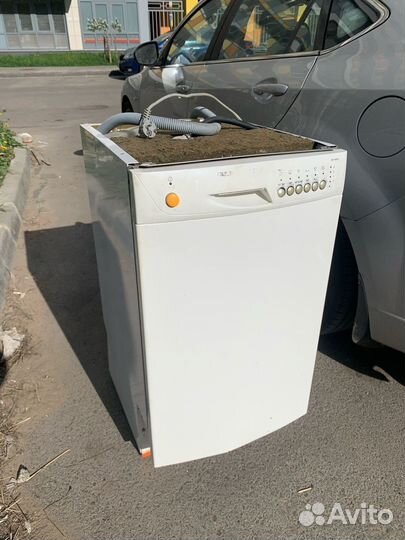 Встраиваемая посудомоечная машина zanussi