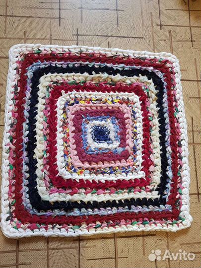 Коврики вязаные квадратные, круглые